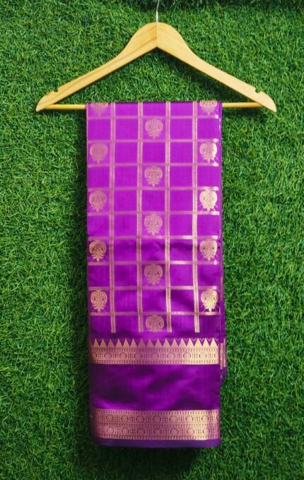 Azhagi saree